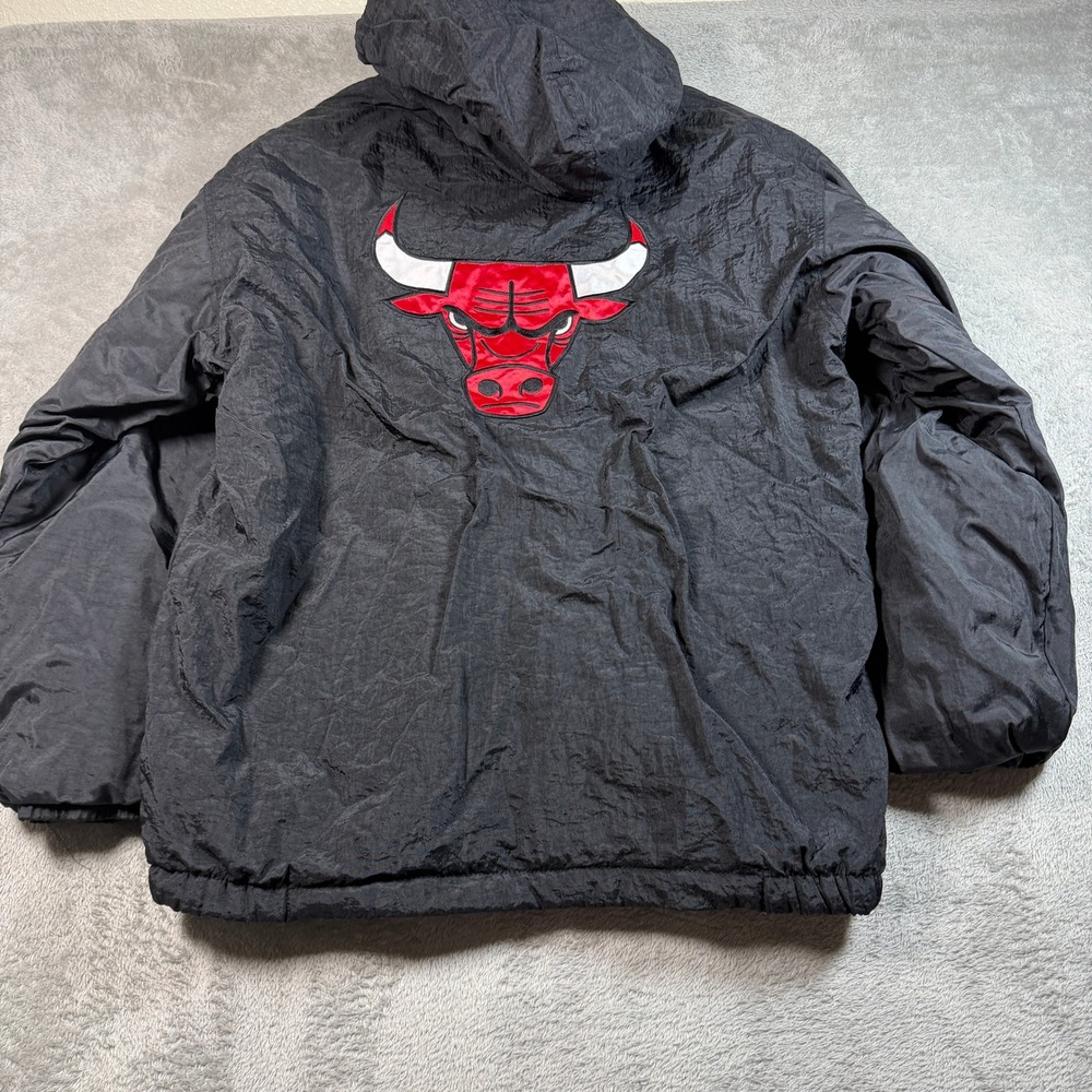 Vtg Chicago Bulls Starter Jacket Mens Medium Black Nylon Quilted Full Zip Hooded